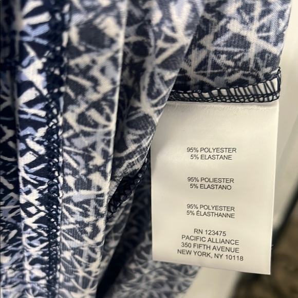 Jones New York Blue and White Relaxed Cut-Out Blouse - Picture 4 of 7